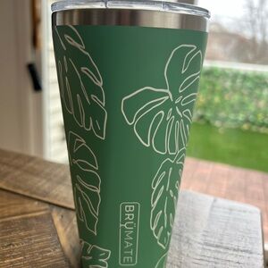 Green Tumbler with Leaf Design
